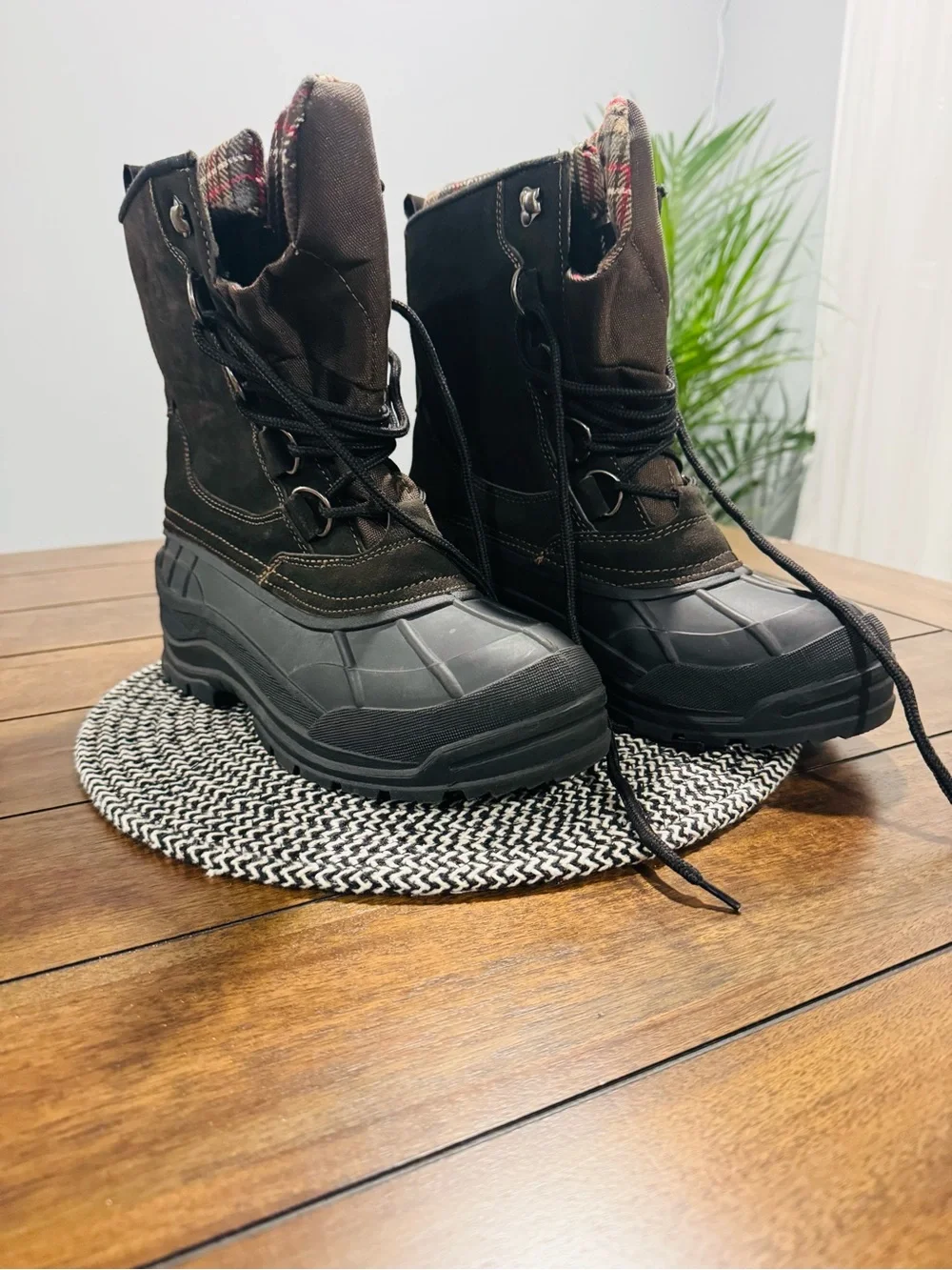 Sporto Iceberg Men’s Winter Snow Boots Black Leather Waterproof Lace Up Size9